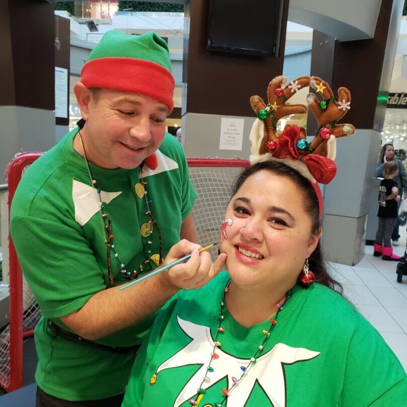 Face-Painting-Elf